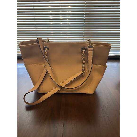 Calvin Klein Beige Saffiano Leather Chain-Trimmed Tote Bag - Picture 2 of 9